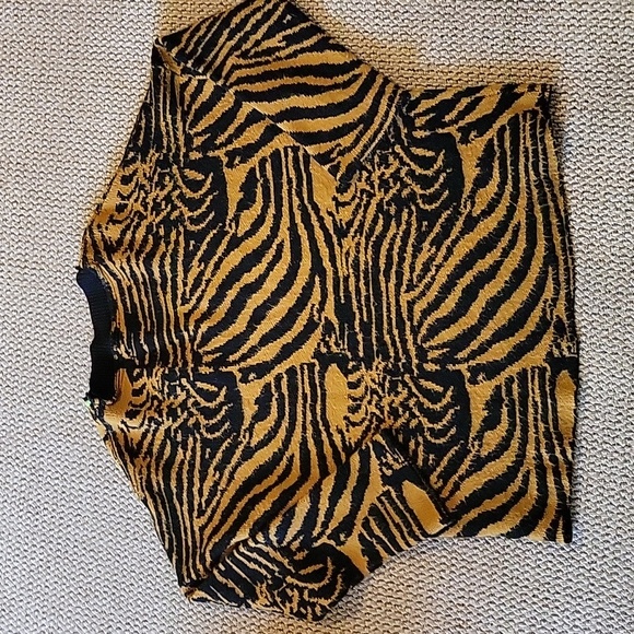 ✨️3/30 sweaters✨️Free people sweater - Picture 3 of 3